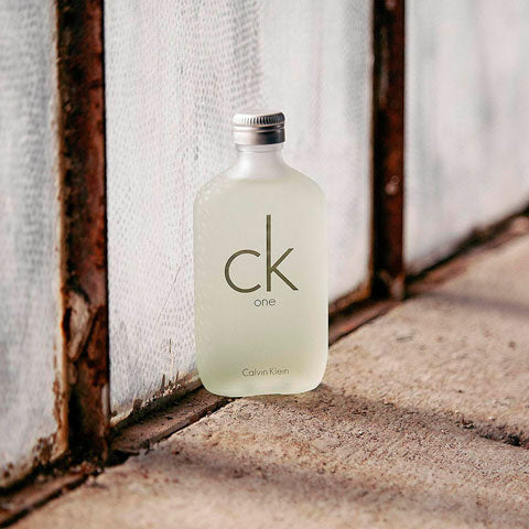 perfume calvin klein ck one para hombre eau de toilette edt 200ml original