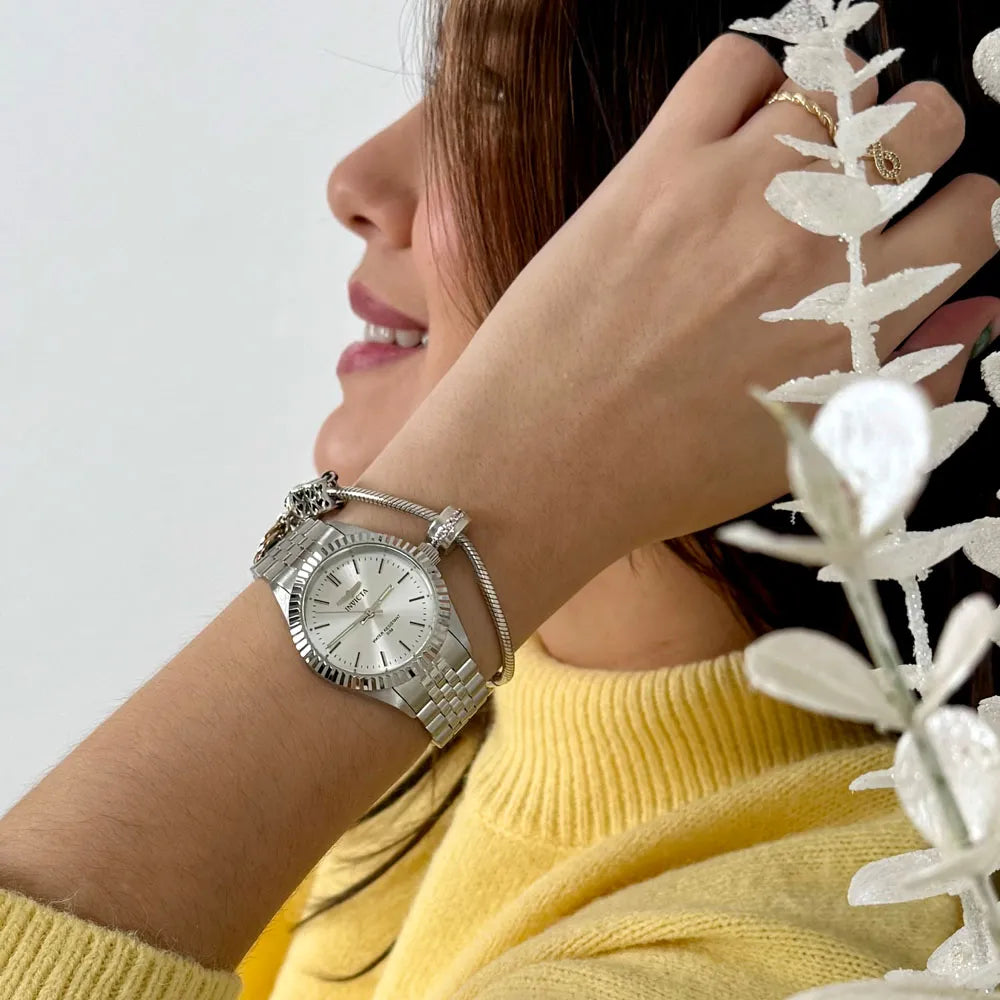 Reloj Clásico Para Mujer Invicta Specialty 29396 - Acero