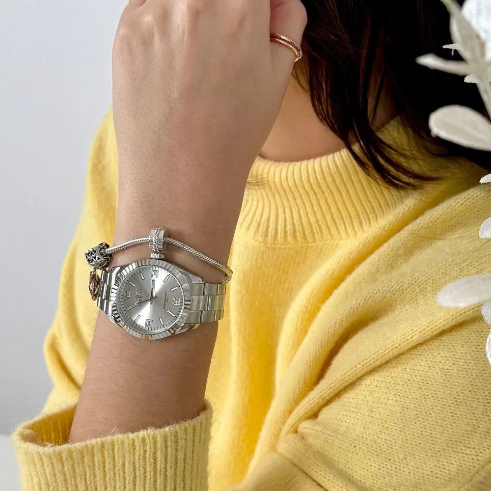 Reloj Clásico Para Mujer Invicta Specialty 47464 - Acero