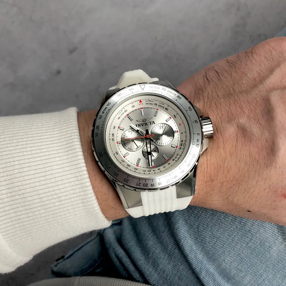 Reloj para hombre Invicta Aviator 50100 original con correa blanca