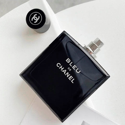 Chanel Bleu de Chanel - Refillable Eau de Parfum para hombre 3 x 20 ml